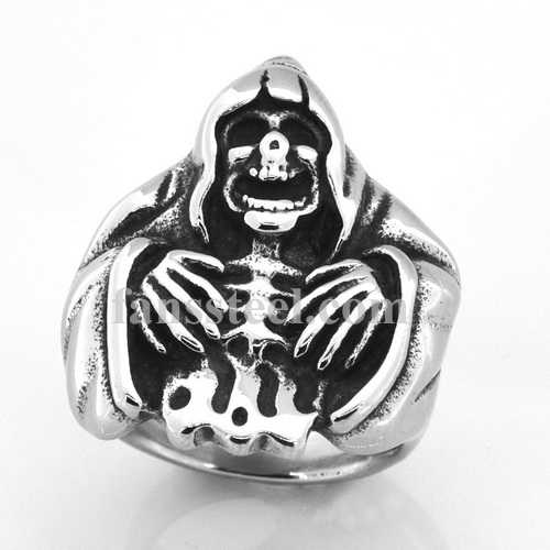 FSR13W62 ghost skull ring - Click Image to Close